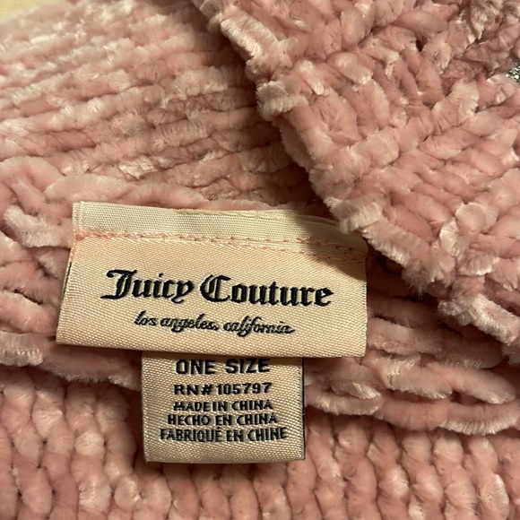 NEW WOT Juicy Couture Pink Chenille Scarf Wrap One Size. Super Soft. - Picture 2 of 5